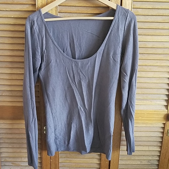 Greyish, size medium, sweater - Picture 2 of 4